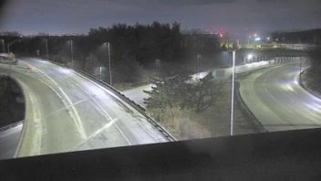 Traffic Cam MM 090.8 Interchange 11 (Inside) - Garden State Parkway (WoodBr Twp) - Northbound