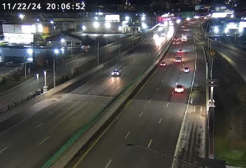 Traffic Cam I-690 west of Exit 14 (Teall Ave)