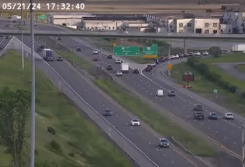 Traffic Cam I-690 south of Exit 6 (Route 695) - Westbound