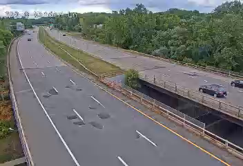 Traffic Cam 390 at Maiden Lane