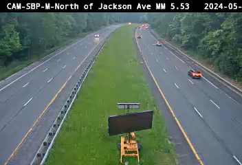 Traffic Cam Taconic state Parkway at Route 132 - Northbound