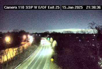 Traffic Cam SSP East of Exit 25 N/S - NY 106 - Westbound