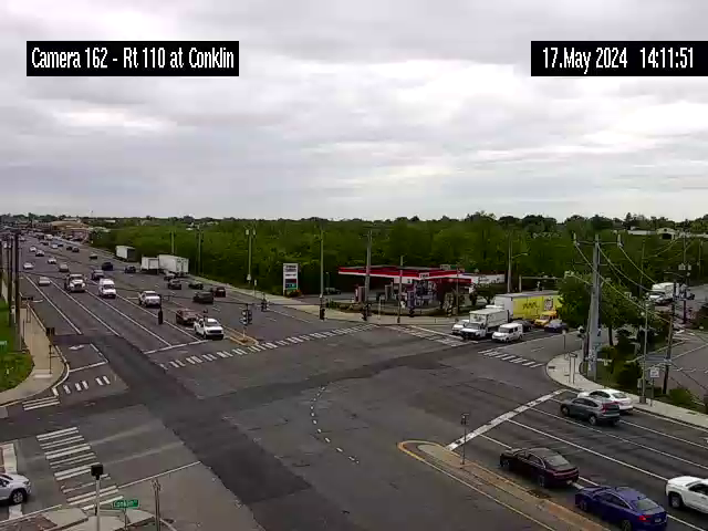 Traffic Cam NY 110 at Conklin St - Southbound