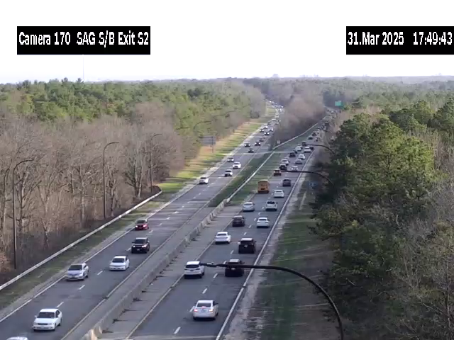 Traffic Cam SAG at Exit S2 (Crooked Hill Rd) - Southbound