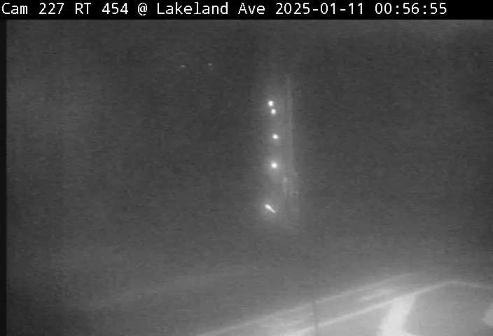 Traffic Cam NY 454 at Lakeland Ave; Northeast