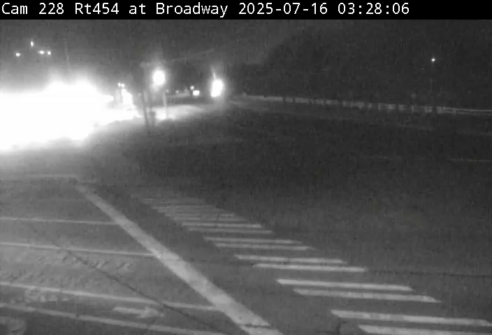 Traffic Cam NY 454 at Broadway Ave; Northeast