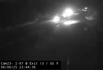 Traffic Cam I-87 at Exit 13 (US 9, Saratoga Springs) - Northbound