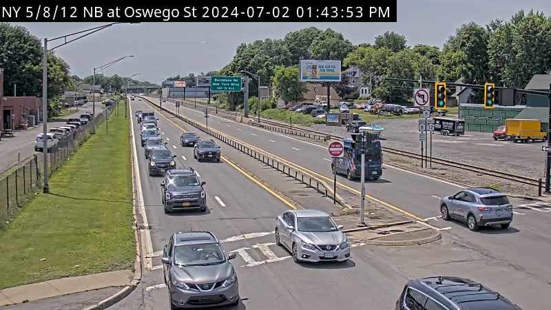 Traffic Cam NY 5,8 & 12 at Oswego St - Utica - Northbound