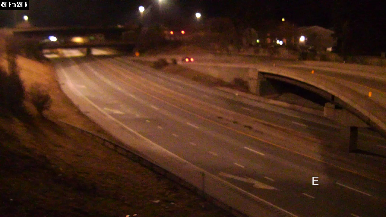 Traffic Cam I-490 Eastbound Ramp to NY-590 Northbound - Southbound