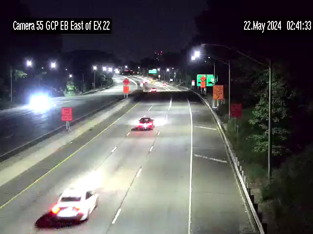 Traffic Cam Grand Central Pkwy at Clearview Expwy (I-295) Northbound Exit - Westbound