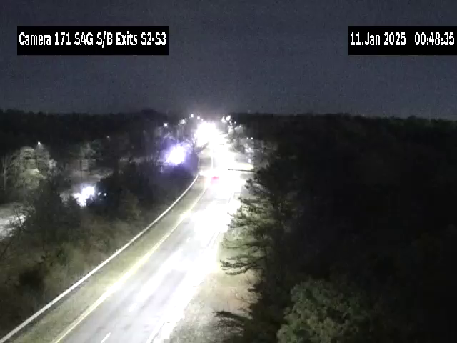 Traffic Cam SAG Exits S2(Crooked Hill Rd) to S3(Pine Aire Dr) - Northbound