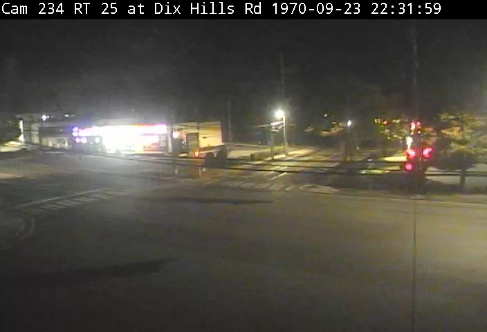 Traffic Cam NY 25 at Dix Hills Road