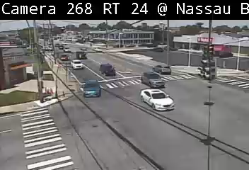 Traffic Cam NY 24 Eastbound at Nassau Blvd.
