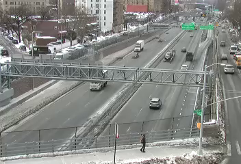 Traffic Cam I-95 at Castle Hill Avenue