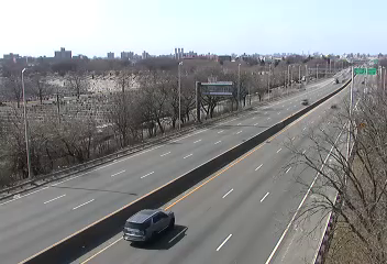 Traffic Cam I-295 at Randall Avenue - Northbound