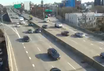 Traffic Cam I-278 at Manhattan Avenue - Westbound