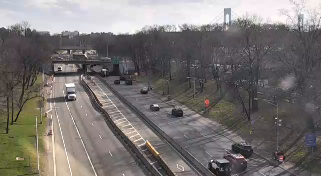 Traffic Cam I-278 at 72nd Street - Eastbound