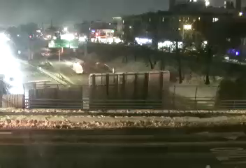 Traffic Cam 907M at 37th Street