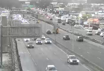 Traffic Cam 907M at 72nd Street