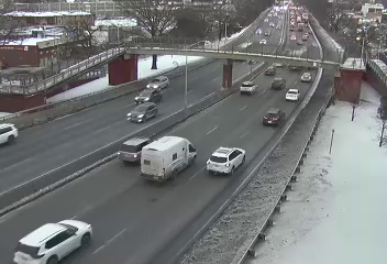 Traffic Cam I-495 at 172nd Street