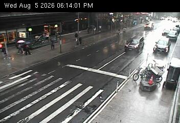 Live snapshot from 7 Avenue @ 57 Street