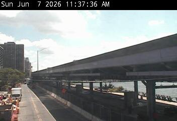 Live snapshot from South Street @ Pike Street