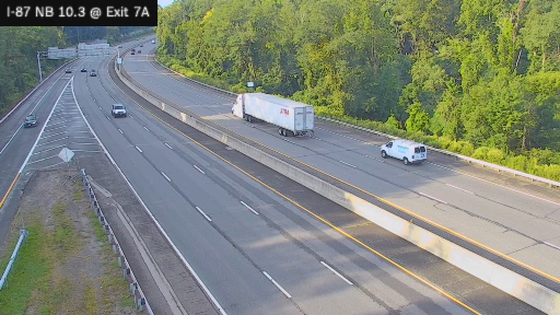 I-87 MP 010.30 NB at Interchange 7A (Saw Mill River Parkway)