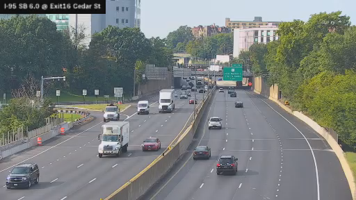 I-95 MP 006.00 SB at Interchange 16 (Cedar Street)