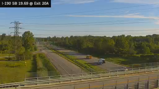 I-190 MP 019.69 SB at Interchange 20A (West River Parkway)