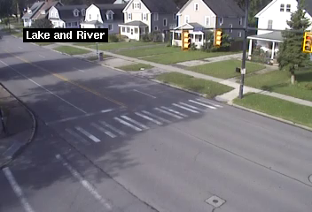 Lake Ave at River St