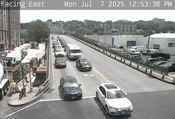 Traffic Cam 207 Street @ 9 Avenue - Westbound