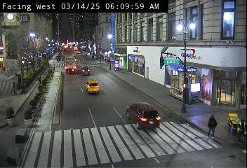 Traffic Cam 6 Avenue @ 34 Street - Westbound