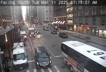 Traffic Cam 6 Avenue @ 58 Street - Westbound