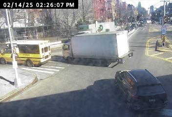 Traffic Cam Atlantic Avenue @ BQE - Eastbound