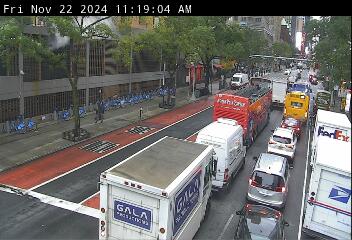 Traffic Cam Dyre Avenue @ 42 Street - Westbound