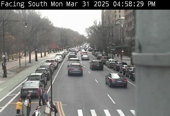 Traffic Cam Grand Army Plaza - Eastbound