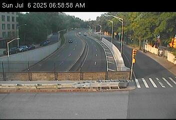 Traffic Cam Henry Hudson Parkway @ 232 Street - Westbound