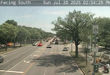 Traffic Cam Ocean Parkway @ Avenue I - Eastbound