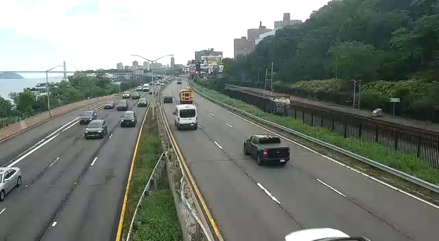 Henry Hudson Pkwy at La Salle Street