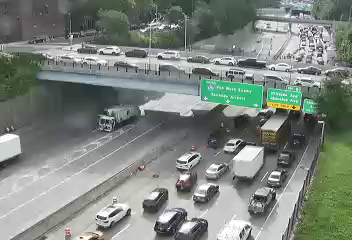 I-678 at 82 Ave