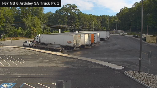 I-87 MP 006.00 NB Ardsley Service Area Truck Park 1