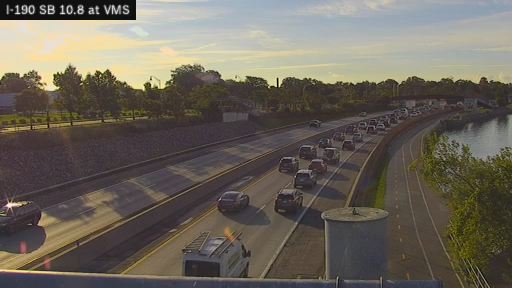 I-190 MP 010.80 SB Between Interchange 14 (Ontario Street) and 15 (Route 324)