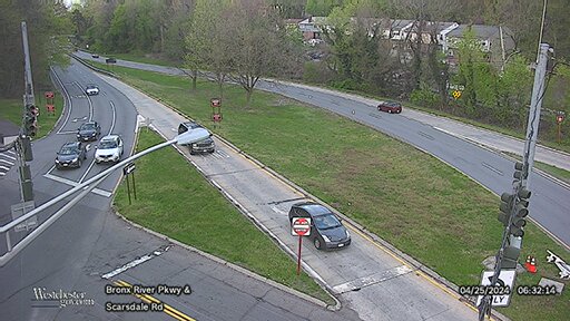 Traffic Cam Bronx River Parkway at Scarsdale Road