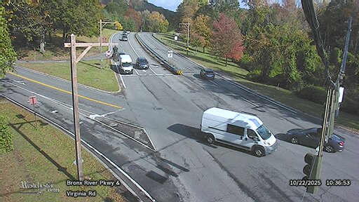 Traffic Cam Bronx River Parkway at Virginia Road