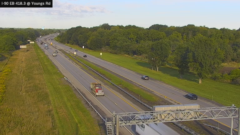 I-90 MP 418.30 EB Between Interchange 50 (Williamsville) and 49 (Depew)