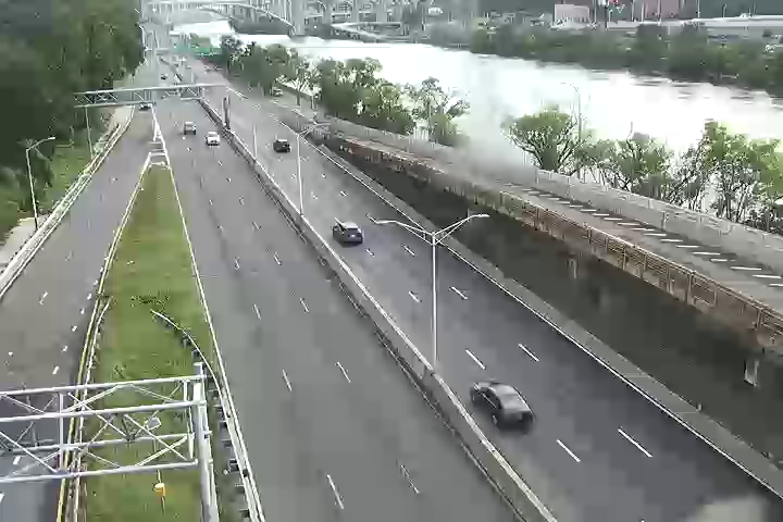 Harlem River Drive at 164 Street