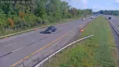 I-81 north of Exit 28 (Taft Rd)