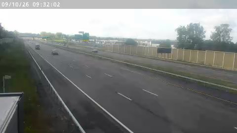 I-81 south of Exit 30 (Cicero)