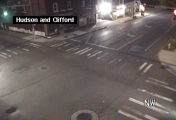 Traffic Cam Clifford Ave at Hudson Ave