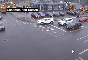Traffic Cam Goodman St at Norton St